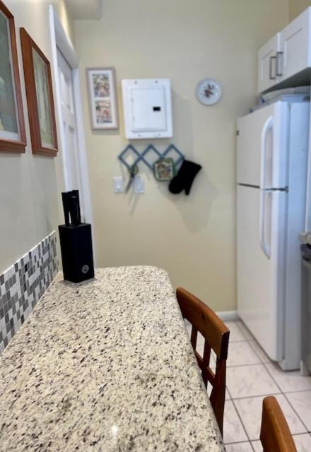 Fortlauderdale Beach Apartment Fort Lauderdale Bagian luar foto